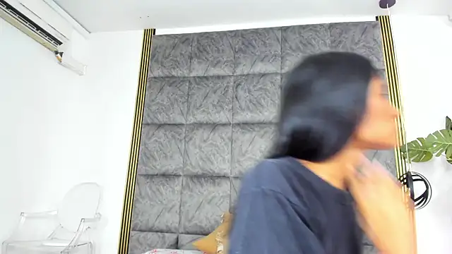 LaurenRodriiguez online show from 03/21/25, 12:39