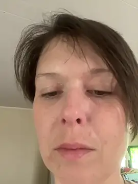 KatieBARBiE98 online show from 04/22/26, 06:09