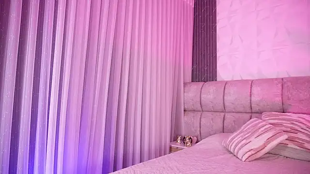 Godess Scarlett77 online show from 04/23/26, 03:08