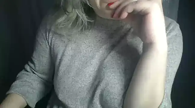 Snapshot of 1BECHA1 chatting on 03/03/25, 05:31 1BECHA1 online show from 03/03/25, 05:31