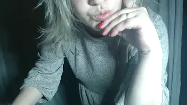 Snapshot of 1BECHA1 chatting on 03/03/25, 01:09 1BECHA1 online show from 03/03/25, 01:09