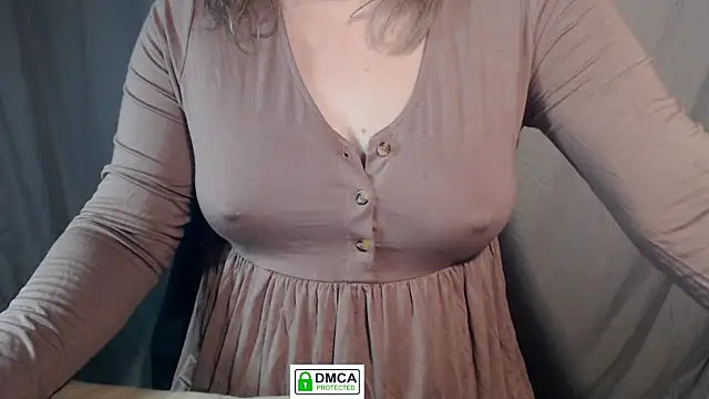 Snapshot of 1BECHA1 chatting on 03/13/25, 03:17 1BECHA1 online show from 03/13/25, 03:17