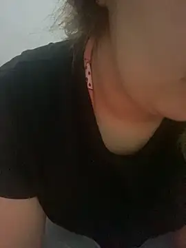 yassminsexy22 online show from 02/05/26, 07:18