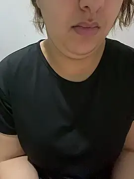 yassminsexy22 online show from 03/06/26, 07:10