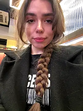 pantyless online show from 09/30/25, 08:14