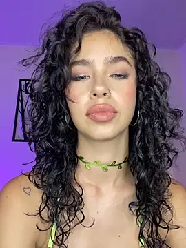 MarianaSnake online show from 11/04/25, 10:09