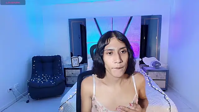 Snapshot of CamilaHarperr_ chatting on 12/20/24, 02:52 CamilaHarperr online show from 12/20/24, 02:52