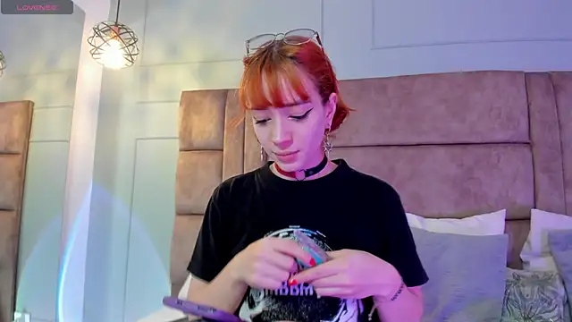 Snapshot of sweeet_peach chatting on 03/09/25, 09:03 sweeet peach online show from 03/09/25, 09:03