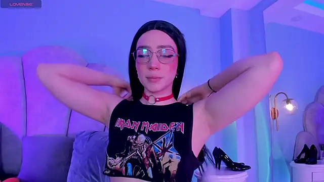 Snapshot of sweeet_peach chatting on 09/08/25, 10:20 sweeet peach online show from 09/08/25, 10:20