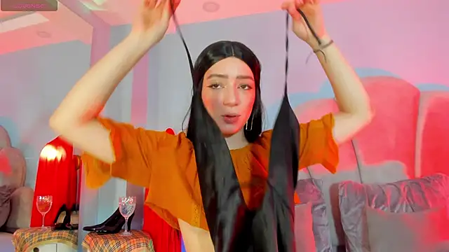 Snapshot of sweeet_peach chatting on 10/20/25, 10:32 sweeet peach online show from 10/20/25, 10:32