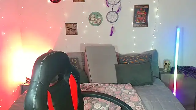 catalinamommyx online show from 11/08/25, 11:36