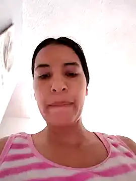 Snapshot of Bonny_Klote chatting on 03/09/25, 06:21 Bonny Klote online show from 03/09/25, 06:21