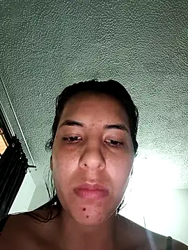 Snapshot of Bonny_Klote chatting on 11/13/25, 04:06 Bonny Klote online show from 11/13/25, 04:06