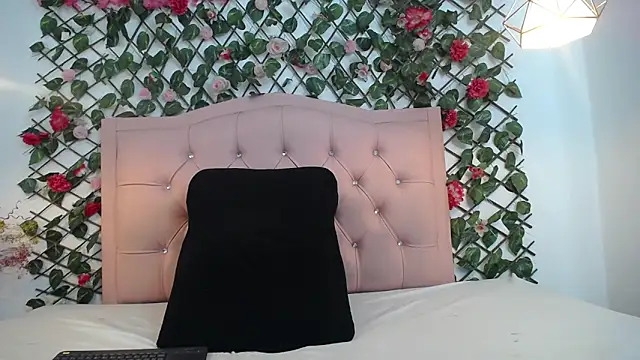 LucyCute 1 online show from 03/26/26, 02:22