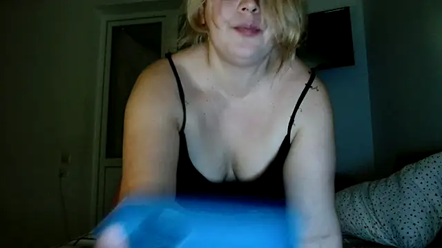  CattrinaVegas  online show from 12/30/24, 07:11