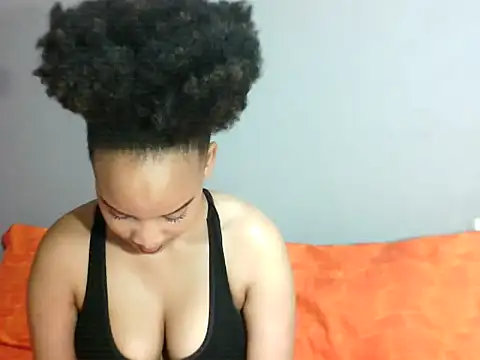 SmallSlut5 online show from 11/09/25, 02:04