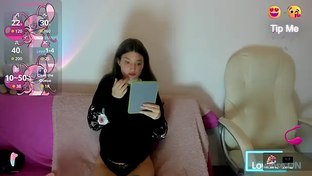 Tesa cute online show from 10/24/25, 01:46