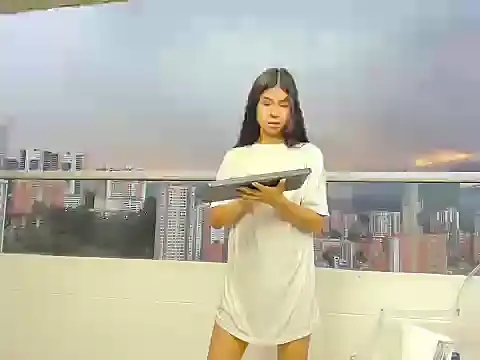 Snapshot of _violetadulce chatting on 12/06/24, 10:30 violetadulce online show from 12/06/24, 10:30