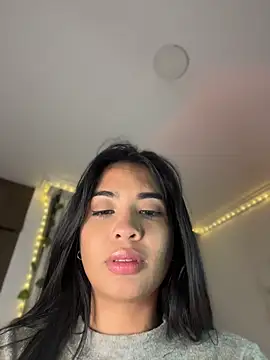 lina pink online show from 04/24/26, 02:47