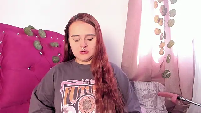 evy orange1 online show from 12/13/24, 02:49