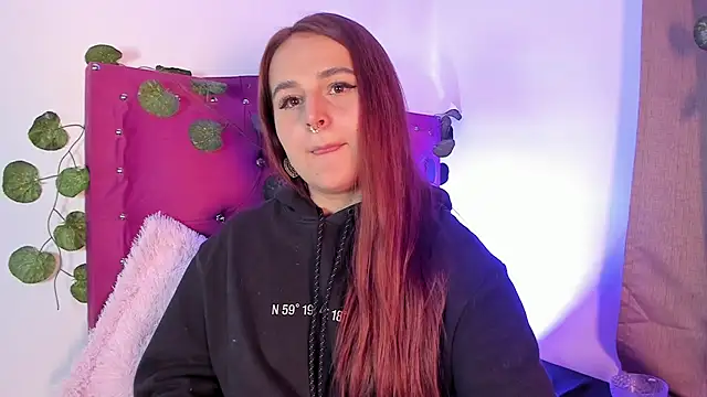 evy orange1 online show from 01/19/25, 06:09