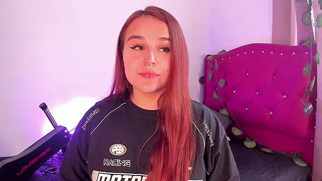 evy orange1 online show from 01/28/25, 05:46