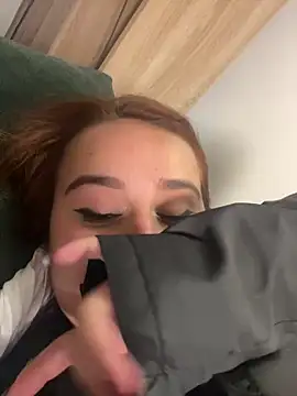 evy orange1 online show from 03/14/25, 03:48