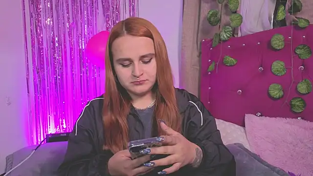 evy orange1 online show from 09/14/25, 02:33