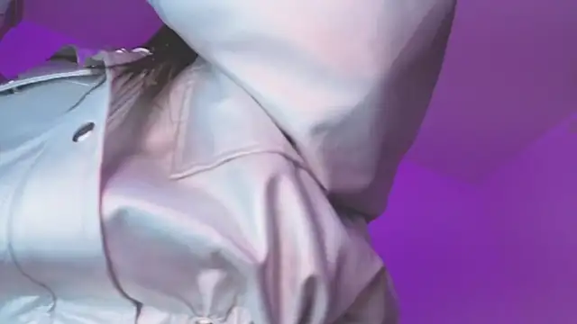 evy orange1 online show from 10/11/25, 01:05