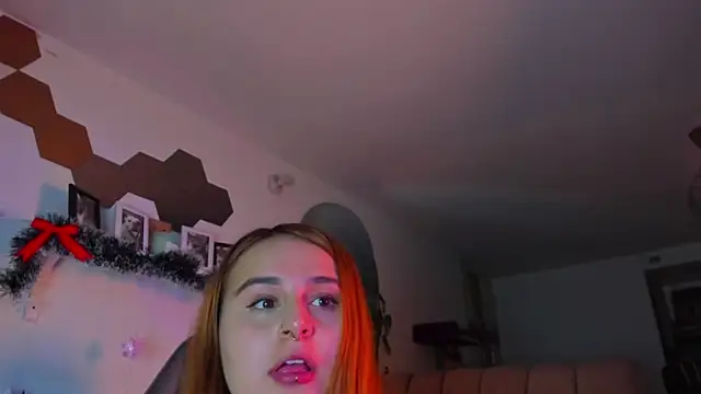 Snapshot of evy_orange1 chatting on 01/07/26, 02:14 evy orange1 online show from 01/07/26, 02:14