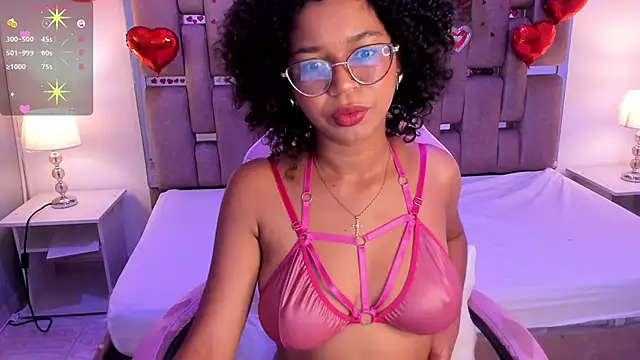 Snapshot of MilaHall_ chatting on 02/21/25, 12:49 MilaHall online show from 02/21/25, 12:49