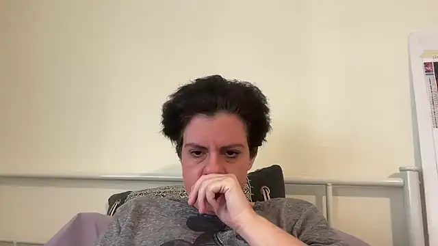 Jess4you0818 online show from 04/01/26, 06:27