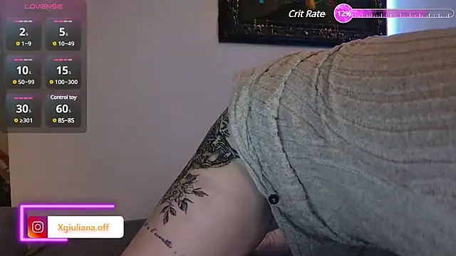 Snapshot of Giuliana_baby chatting on 02/24/25, 05:33 Giuliana baby online show from 02/24/25, 05:33