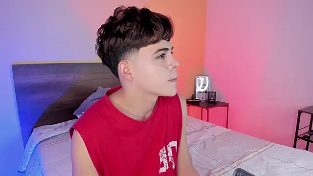 justinbiler online show from 02/03/25, 12:36