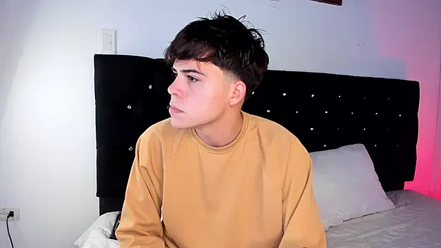 justinbiler online show from 02/05/25, 12:27