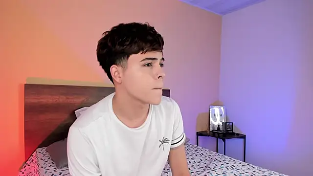 justinbiler online show from 02/12/25, 12:33