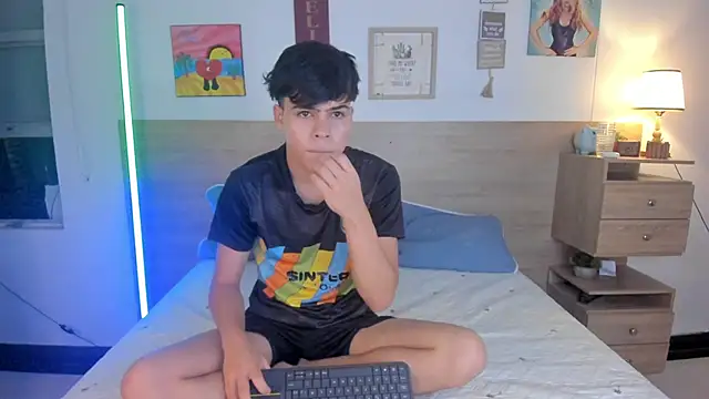 justinbiler online show from 10/11/25, 12:47