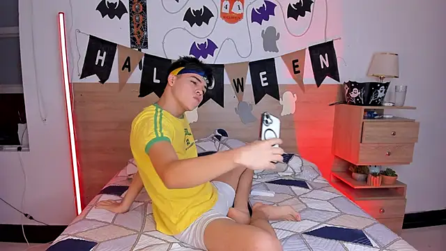 justinbiler online show from 10/25/25, 12:56