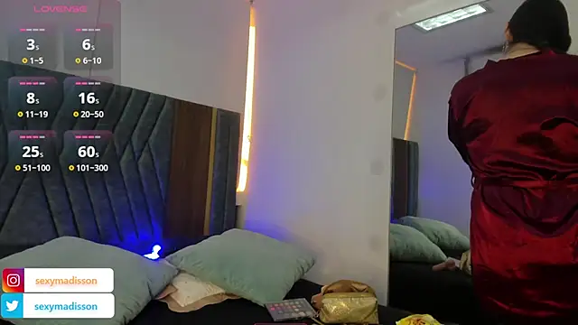 MADISSONLOVE  online show from 01/22/25, 12:06