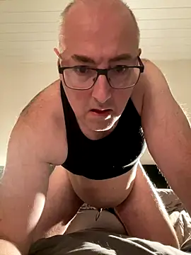 Ronaldo50 DK online show from 12/03/25, 05:33