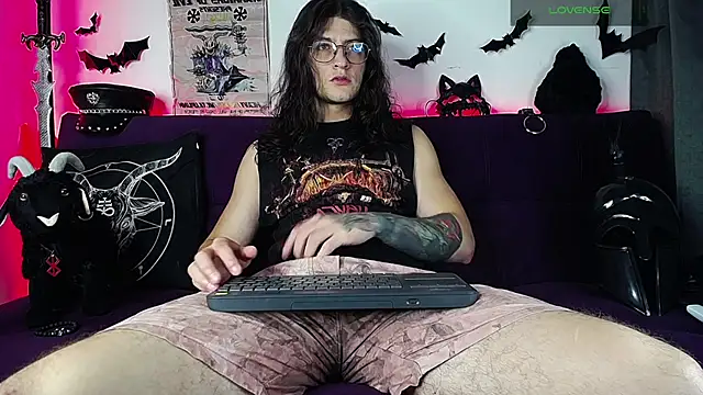 blckwolf 6 online show from 11/24/25, 06:18