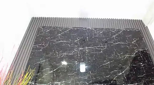 NalaRoy online show from 12/10/24, 11:54