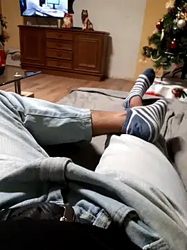 Snapshot of Big_Dick_22_in_Room chatting on 12/27/24, 08:18 Big Dick 22 in Room online show from 12/27/24, 08:18