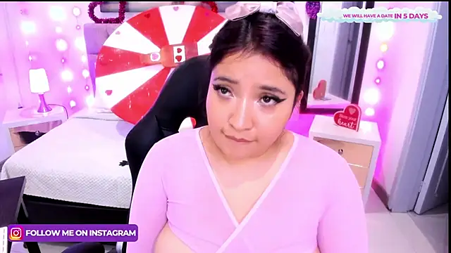 Emma monserrat online show from 02/15/25, 06:33