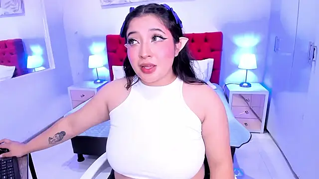 Emma monserrat online show from 03/06/25, 07:43