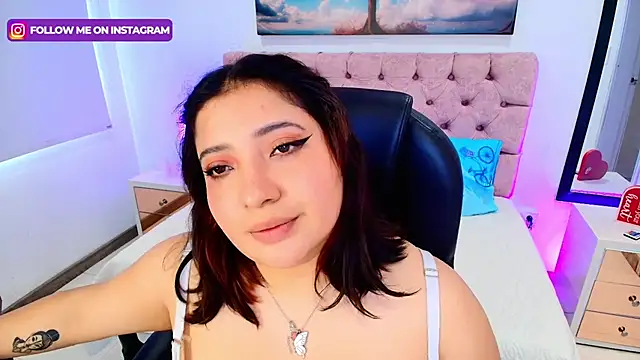 Emma monserrat online show from 11/08/25, 07:45