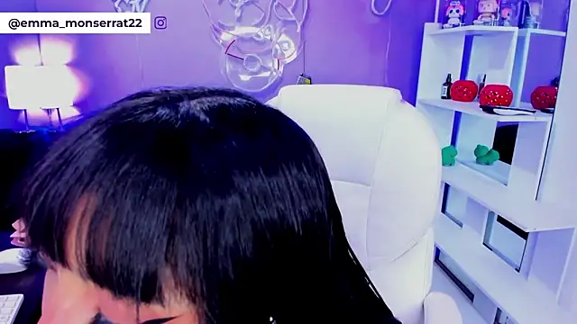 Emma monserrat online show from 04/23/26, 11:09