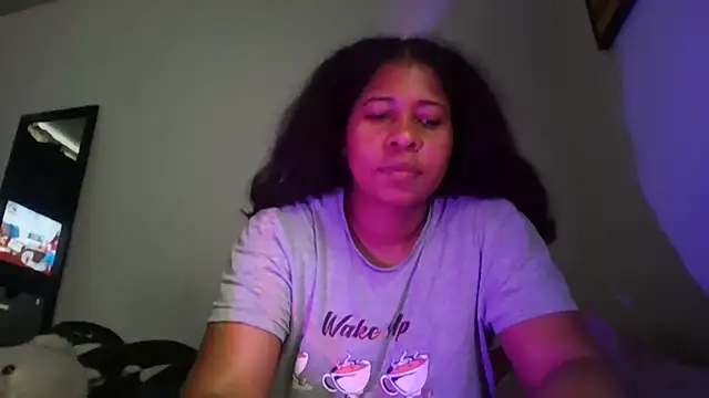 Ivon-09 online show from 10/31/25, 12:06