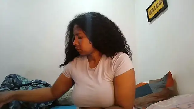 Ivon-09 online show from 12/14/25, 11:26