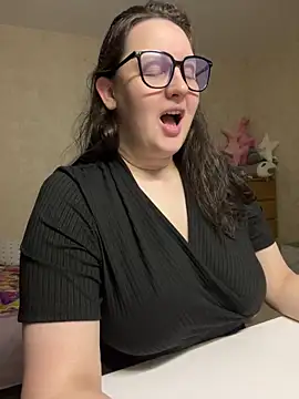 hungry1bunny online show from 12/20/24, 05:29